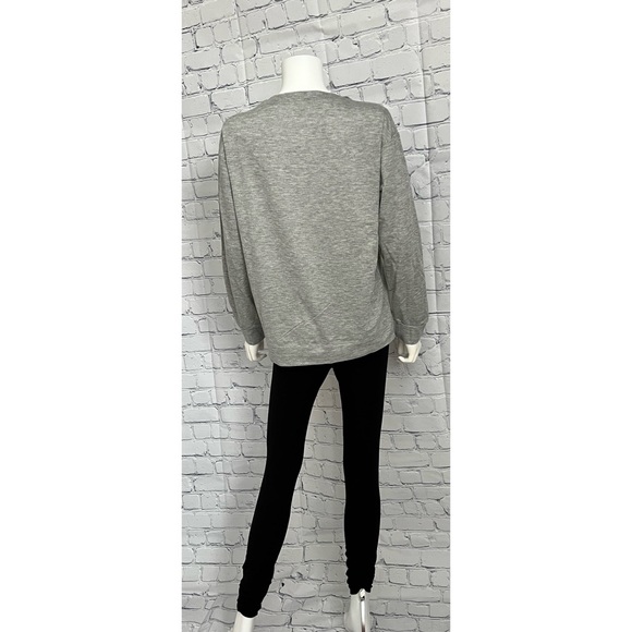 Holiday sequin accent top, S M L - Picture 4 of 6